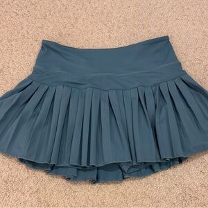 GOLD HINGE Teal Pleated Tennis Skirt - Great Condition!